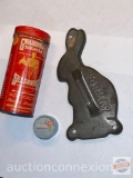 Collectibles - Vintage Formay Bunny cookie cutter, Grandma's Spanish seasoning