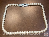 Jewelry - Necklace, Trifari, simulated pearls w/ jeweled clasp
