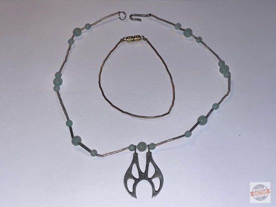 Jewelry - Necklace and bracelet, liquid silver w/Jade beads and pendant