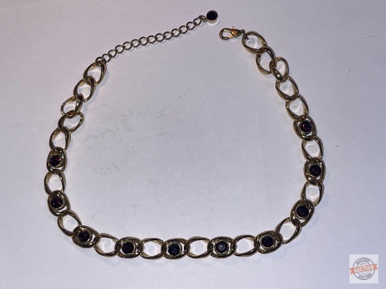 Jewelry - Necklace, designer marked, 11 stones