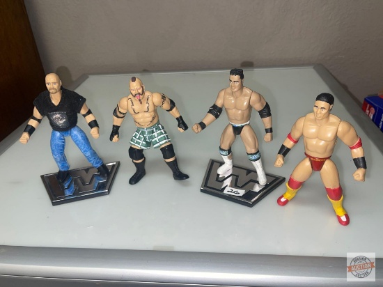 Toys - WWF 4 Wrestling Auction Figures, 1997, 6", 2 stands, 4x's the money
