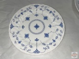 Dish ware - 3 vintage plates, Blue/white, 2 Genuine hand engraving, Countrypride Enoch Wedgwood 10