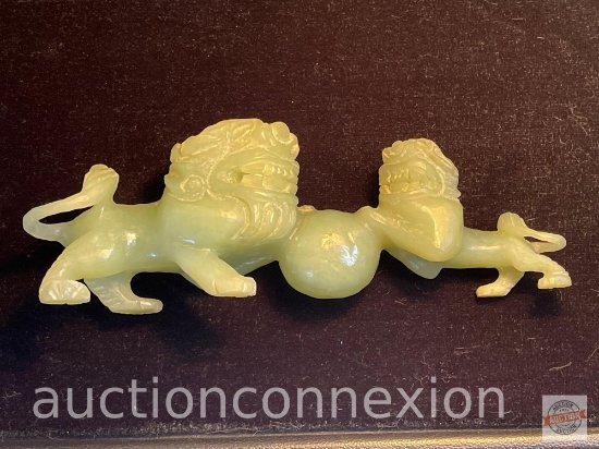 Jade Figurine, Foodogs 3"hx8"w