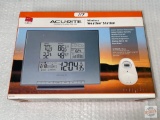 Acu-rite Wireless Weather Station, Atomix clock, new in box