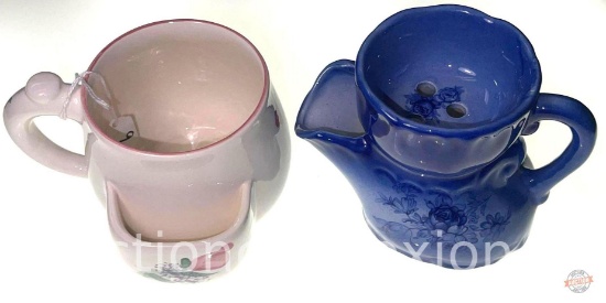 2 Tea mugs