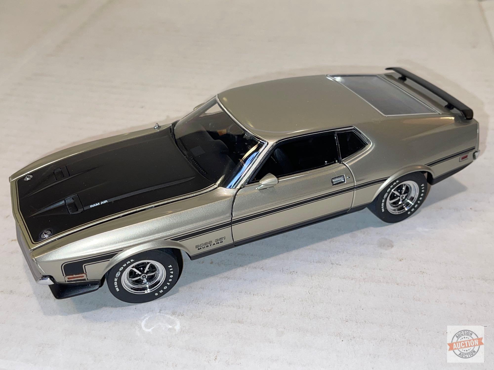 1971 Mustang Boss 351 メタルダイキャスト Die-cast Models - 1971 Mustang Boss 351 | Proxibid