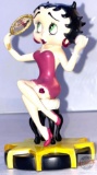 Collectibles - Betty Boop, Collector Figurine, 