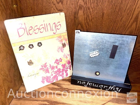 2 Magnetic sign boards