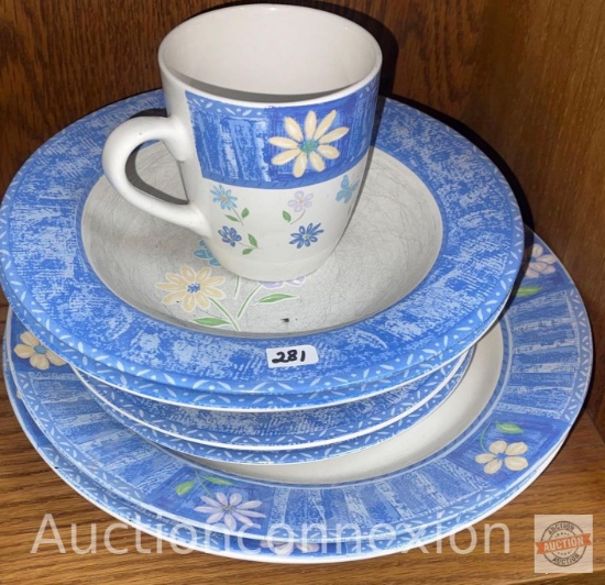 Dish ware - Gibson, Day Dream pattern