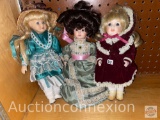 Dolls - 3 small Porcelain collector Dolls