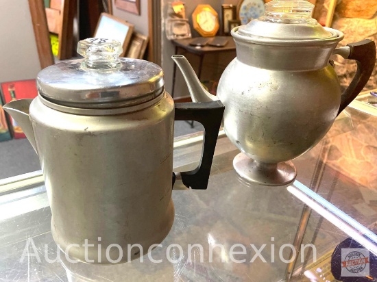 Vintage kitchen - 2 vintage aluminum percolator