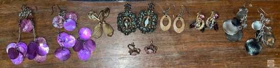 Jewelry - 7 pair of earrings