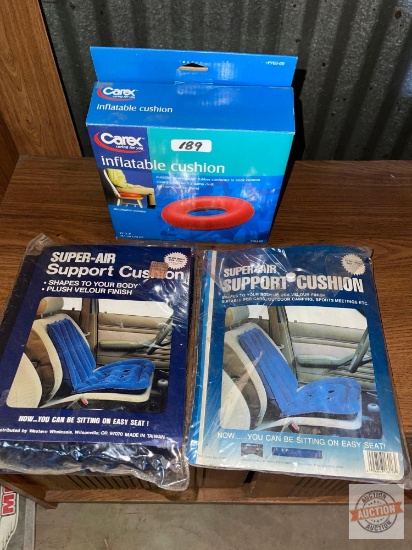 3 packaged Inflatable cushions