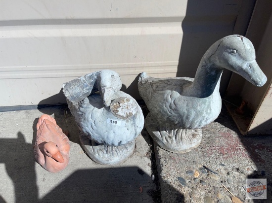 Gardening - Garden statues - 3