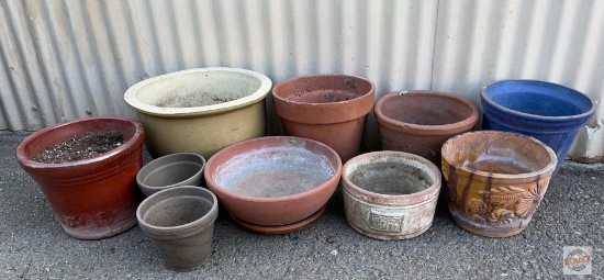 Gardening - Garden planter pots, 10 misc