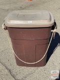 Garbage Can - Rubbermaid trash can with lid, 33 gallon
