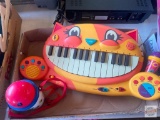 Meowsic Cat piano and Snoopy 1965 Magic Canteen