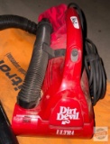 Royal Dirt Devil handheld Vacuum with accessories