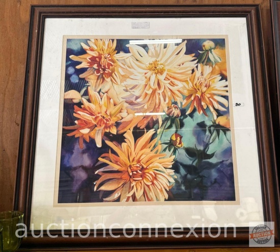 Artwork - Chrysanthemum Print by Linda Erfle