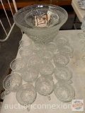 Punch bowl with 17 cups and hooks