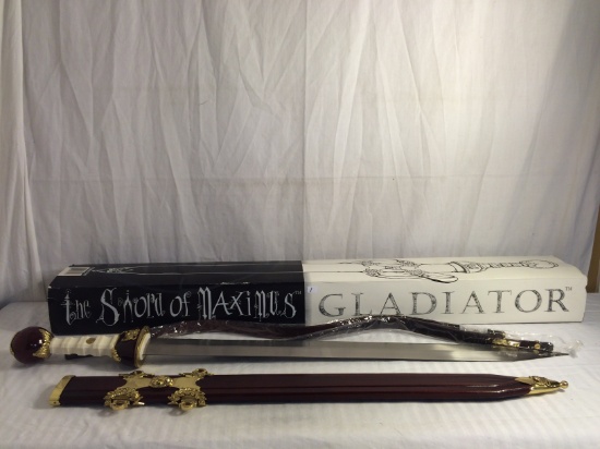 COLLECTOR FANTASY SWORD & KNIVES & HELMETS SPORTS