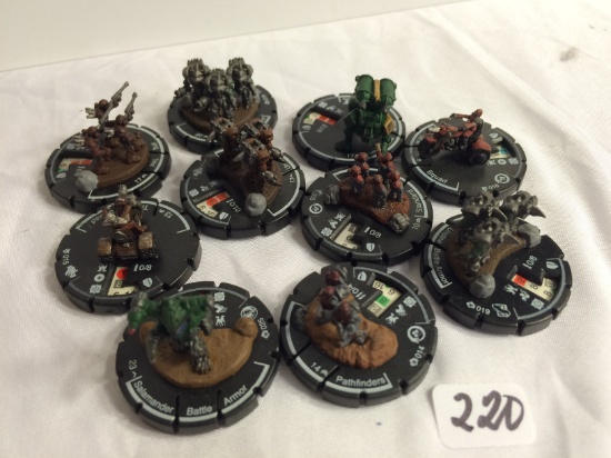 Lot of 10 Pieces Collector Loose Wizkids Miniature 2003 Armor Battle Mini-Figures - See Pictures