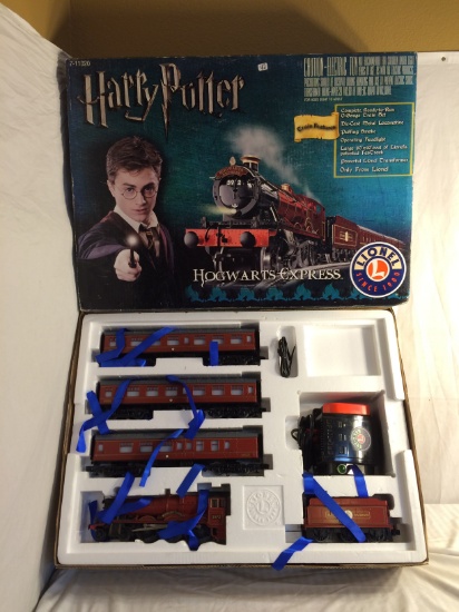 Collector Lionel Harry Potter Hogwarts Express Set #7-11020 28.3/4"W x 21"Box Train Set