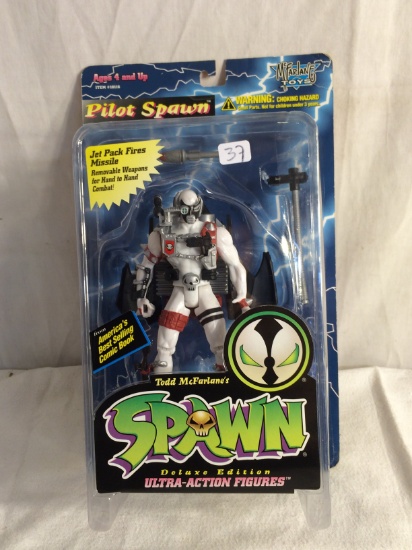 Collector McFarlane's Spwn Deluxe Edt. Ultra-Action Figure "Pilot Spawn"  7-8"Tall Figure