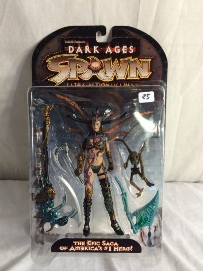 Collector NIP McFarlane Toys Spawn Dark Ages The Skull Queen Ultra Action Figure 9"T by 6.75"W Box
