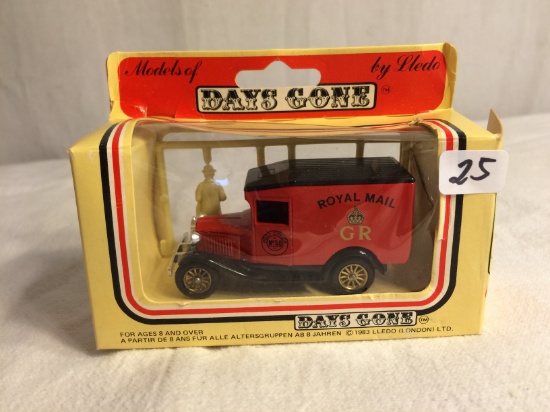 Collector Nip Vintage 1983 Lledo Models Of Days Gone No.13   5" Width By 2.3/4" Tall Box Size
