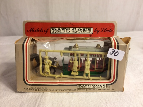 Collector NIP Vintage 1983 Lledo Models of Days Gone No.1  5.5" Width 2.3/4" Tall Box Size
