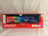 Collector Racing Champions Nascar 1995 Edition Racing Team Transporter 1:64 Scale