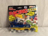 Collector Racing Champions Racing Team Transporter 1:87 Scale Die Cast Free Wheeling