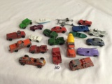 Lot of 22 Pieces Collector Vintage Tootsietoy Metal Cars, Jeeps  & Trucks 2-2.5