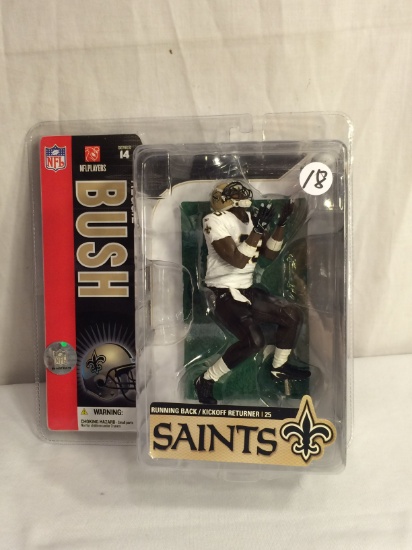 Collector NIP Mcfarlanes Sportspicks NFL  "Saints" Reggie Bush #25 Running Back 5-6" Tall Figure