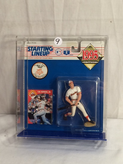 Collector NIP 1995 Starting Lineup MLB Orioles Cal Ripken Jr. 8" by 10" Box Size