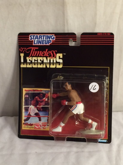 NIP Collector Starting Lineup 1997 Timeless Legends Boxing Sport Figure Sugar Ray Leonard 5"