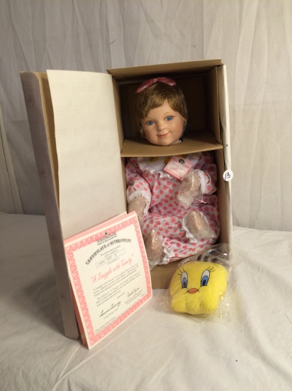 Collector The Ashton-Drake Doll Looney Tunes "A Snuggle with Tweety" W/COA 13.5"Tall Box