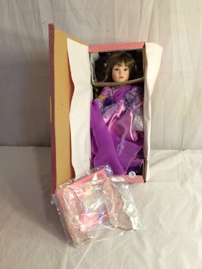 Collector Paradise Gallery Treasury Collection Porcelain Doll "Angel Of Joy" Box Size:14.3/4"T