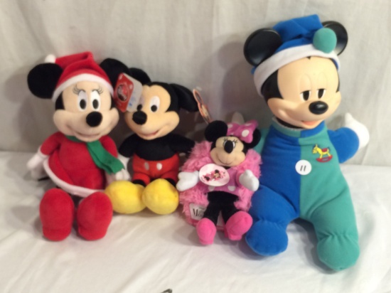 Lot of 4 Pieces Collector Soft Stuff Toys Assorted Sizes - See Pictures