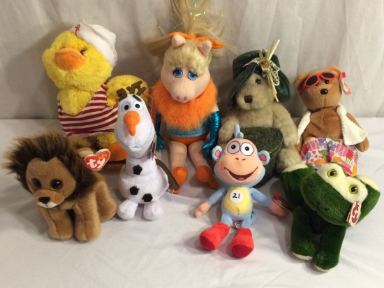 Lot of 8 Pieces Collector Soft Stuff Toys Assorted Sizes - See Pictures