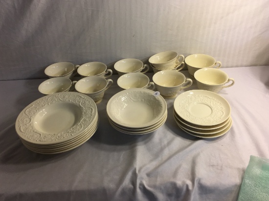 Lot of 26 Pieces Collector Vintage Wedgewood Patrician USA England hina Set - see Pictures