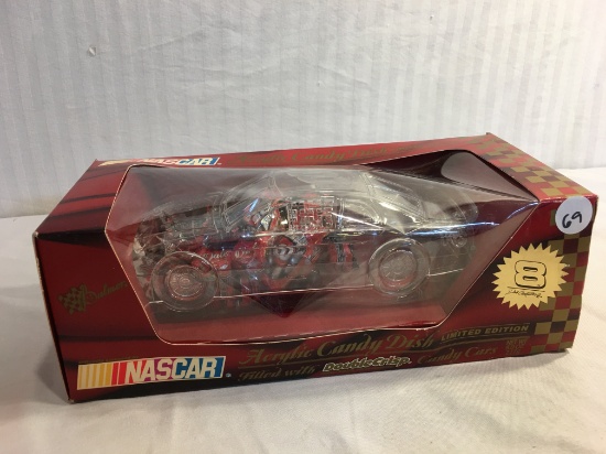 Collector NASCAR Acrylic Candy Dish Filled with Double Crisp Candy Car
