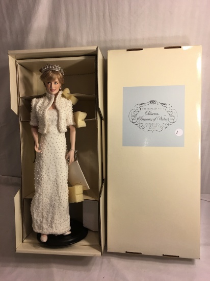 Collector The Franklin Mint Princess Diana Of Wales Porcelain Portrait Doll Size: 21"Tall Box Size