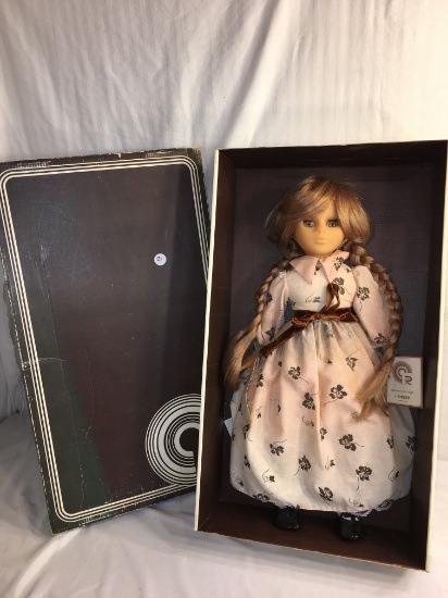 Collector CR Club Compagnie Du Jouet Cannelle Doll Box Made in France Size: 22"Tall Box