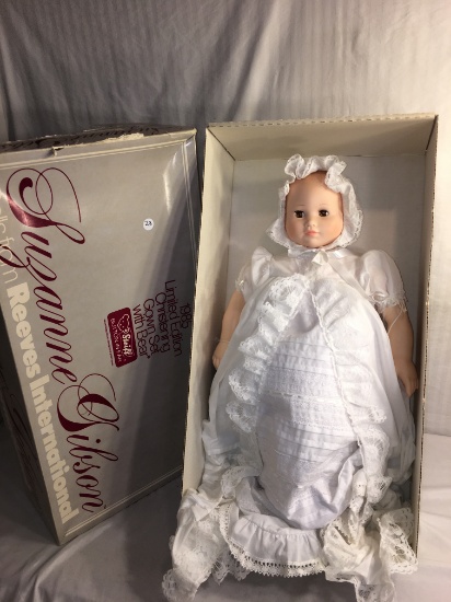 Collector Vtg 1985 Suzanne Gibson Ltd. Edt Christening Gown Set W/Bear Reeves Intl. 24"T Box