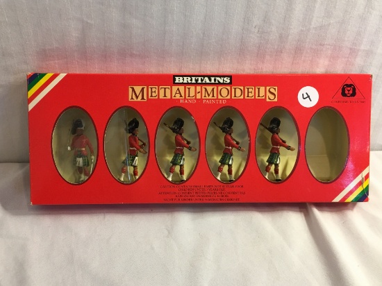 Collector Vintage 1982 Britains Scots Guards Piper & 5 Marching  Hand Painted Metal Model Figures