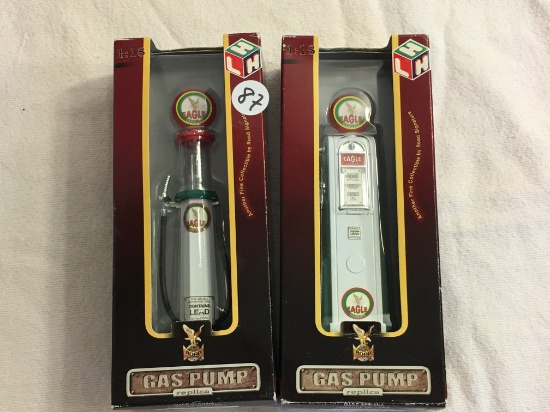Lot of 2 NIP Collector Yat Ming Gas Pump Replica Die Cast Metal 1:18 Scale