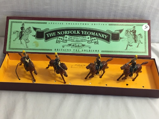 Collector Britains The Norfolk Yeomanry Hand Painted Metal Model Figures  Box: 4"x15.5"