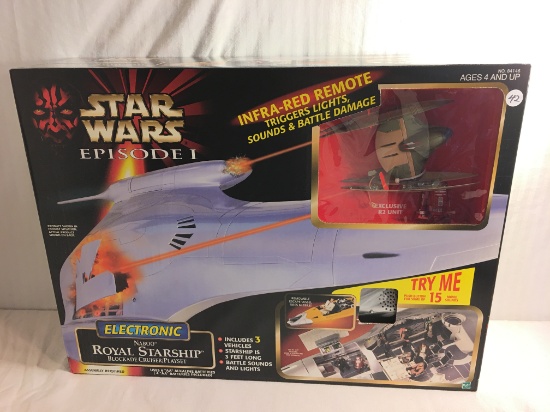 NIB Hasbro Star Wars Episode I Electronic Naboo Royal Starship Blockade Cruiser/Playset 24x18"Box